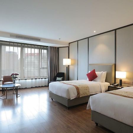 Ramada Shanghai Songjiang Экстерьер фото