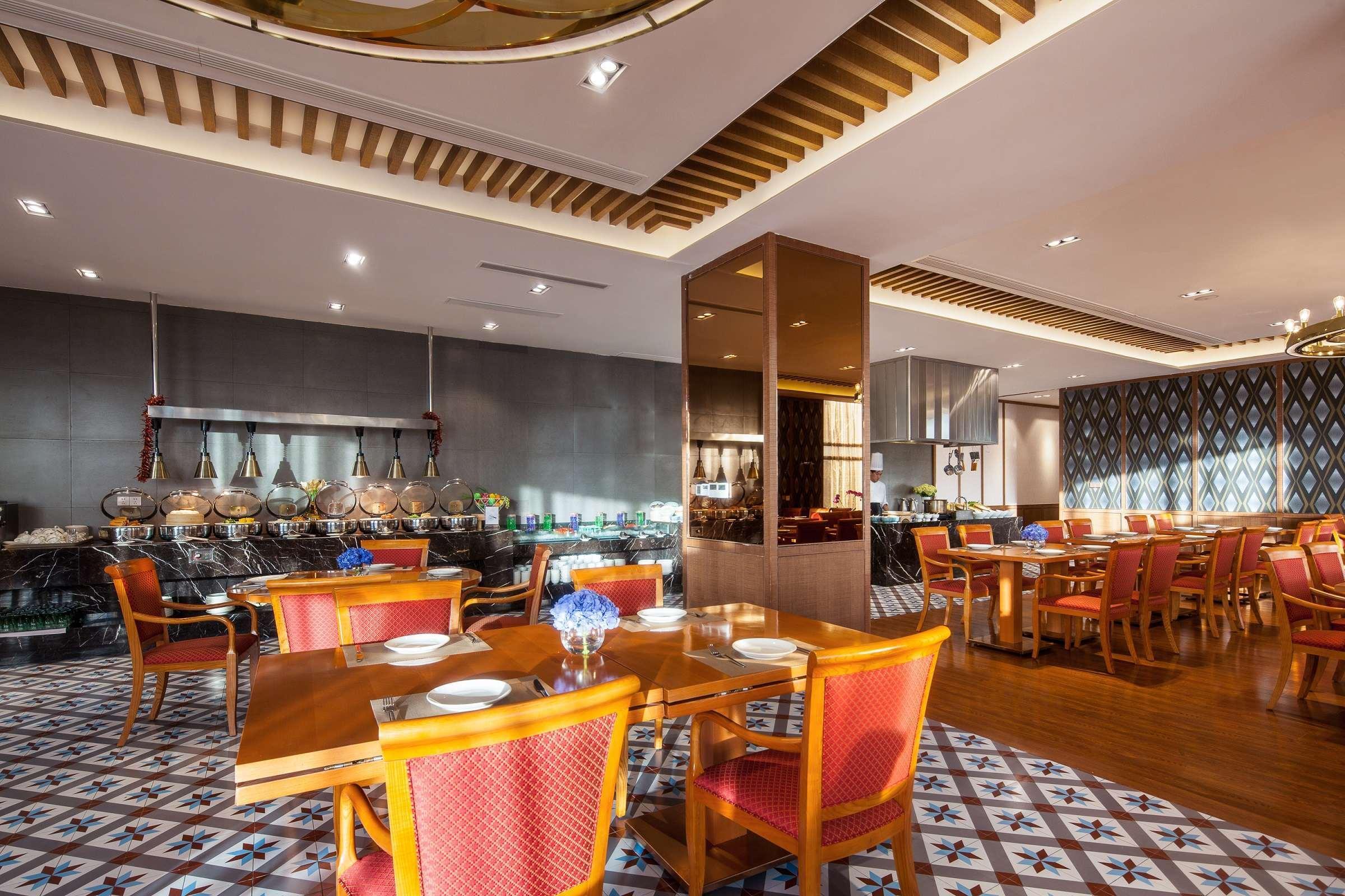 Ramada Shanghai Songjiang Экстерьер фото