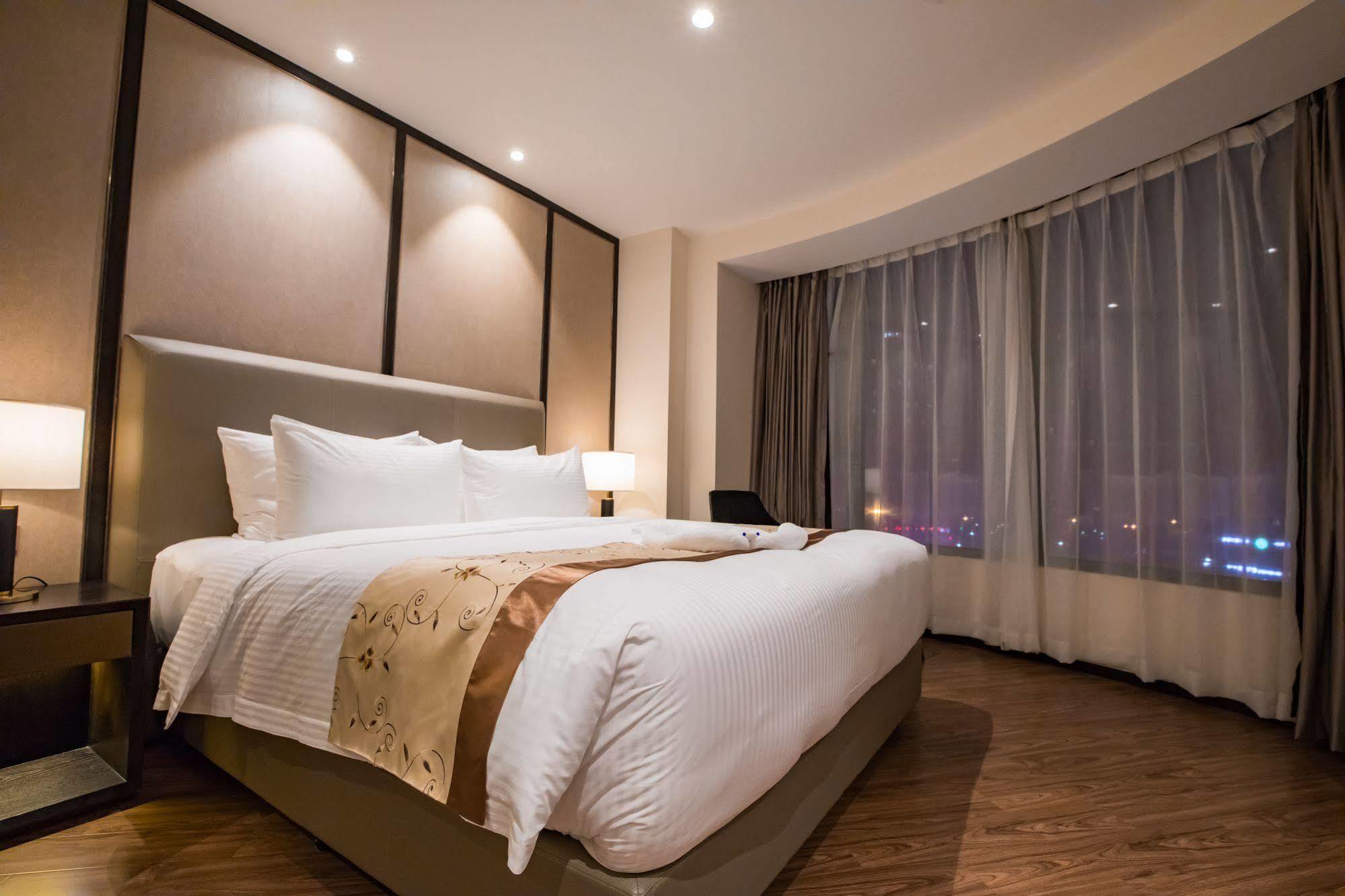 Ramada Shanghai Songjiang Экстерьер фото