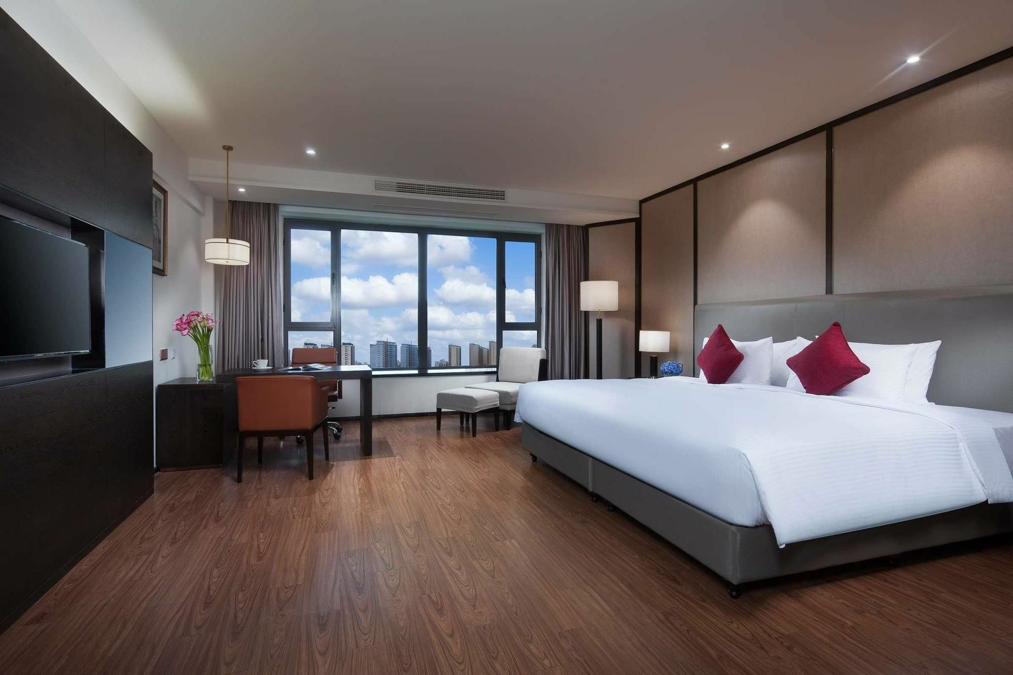Ramada Shanghai Songjiang Экстерьер фото